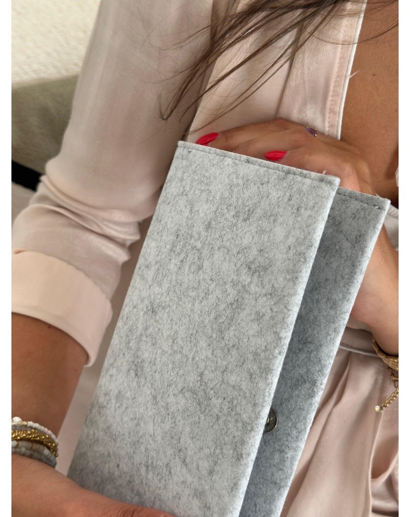 Pochette Feutrine gris clair – Personnalisable avec votre logo