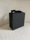 Bolsa de papel de lujo negra – asas negras – XS (16 x 8 x 16 cm)