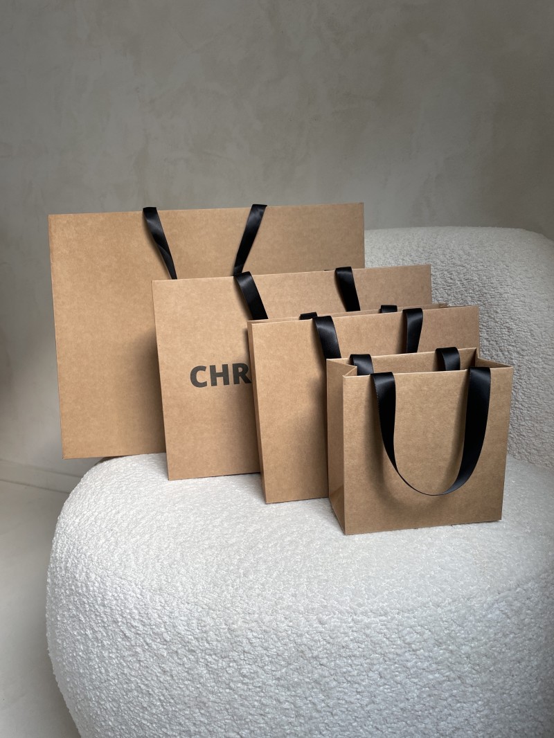Luxus-Papiertüte Kraft – schwarze Henkel – S (25 x 10 x 20 cm)