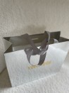 BOLSA DE PAPEL LUJO PLATEADA EFECTO ESPEJO – S (25x10x20 cm)