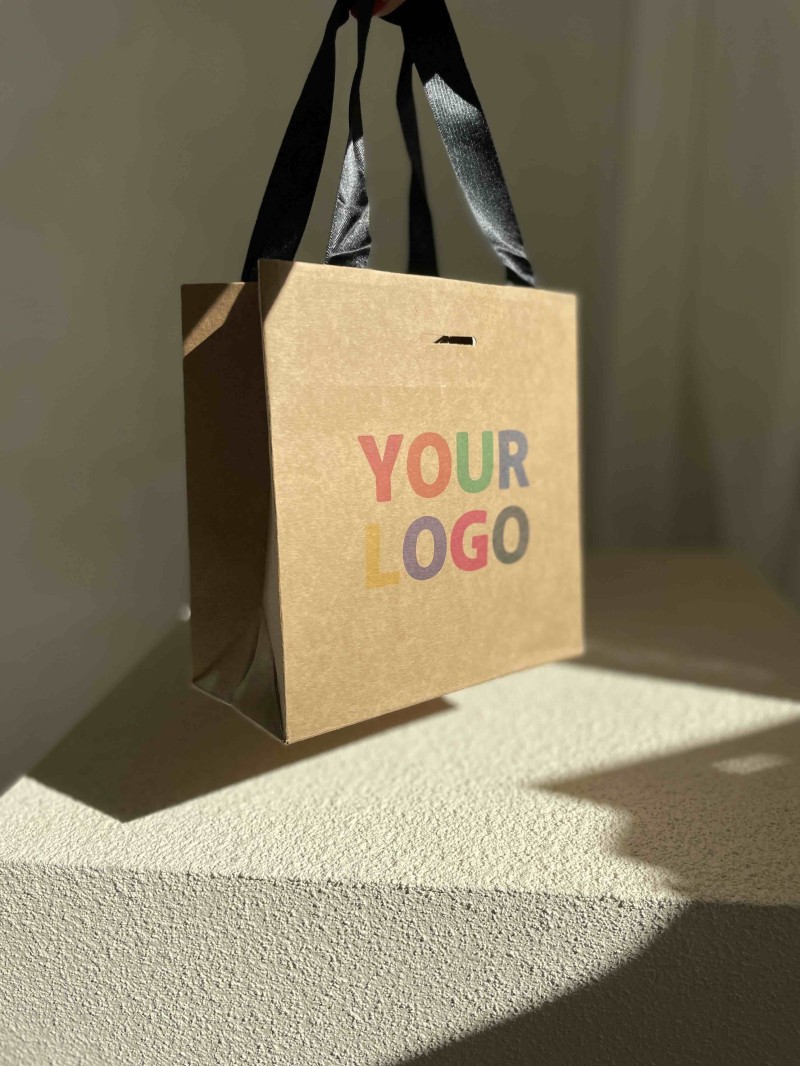 Kraft Luxury Paper Bag – black handles – XS (16 x 8 x 16 cm)