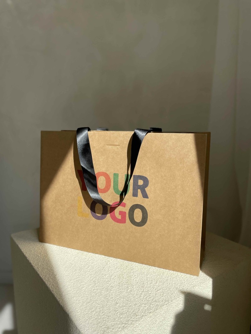 Luxus-Papiertüte Kraft – schwarze Henkel – M (35 x 12 x 25 cm)