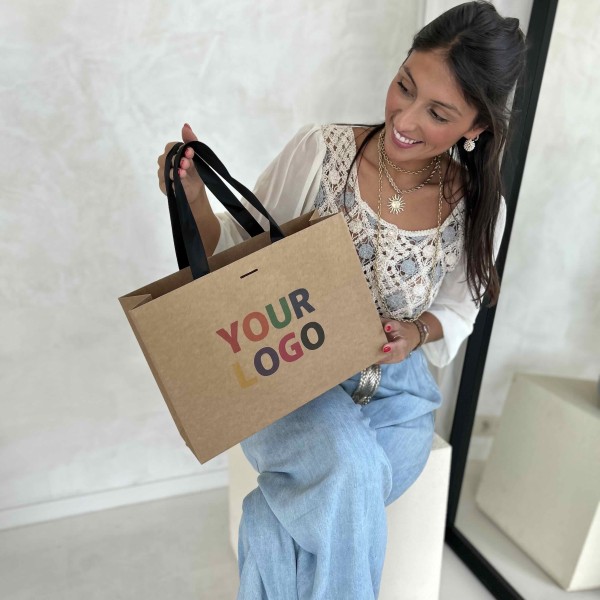 Bolsa de papel de lujo kraft – asas negras – M (35 x 12 x 25 cm)