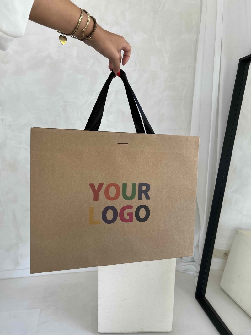 Kraft Luxury Paper Bag – black handles – L (45 x 14 x 35 cm)