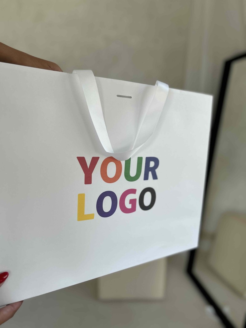 White Luxury Paper Bag – white handles – L (45 x 14 x 35 cm)