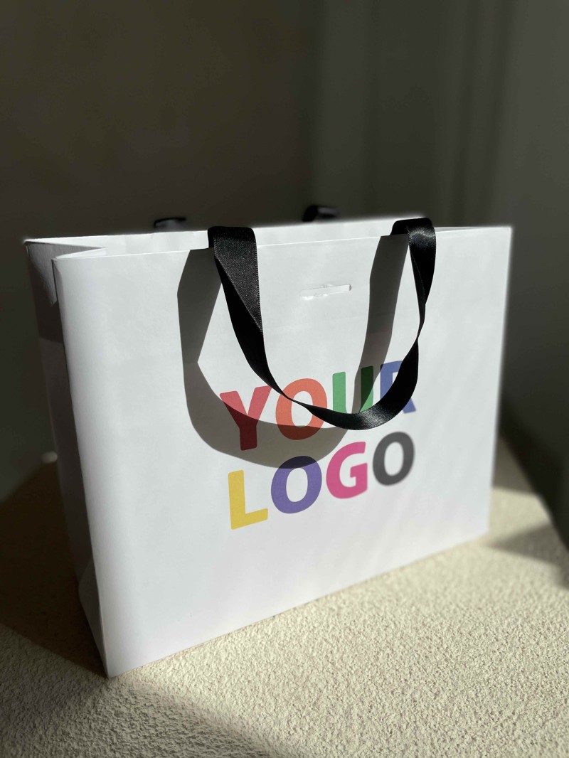 Luxe witte papieren tas - Handvat Zwart Lint - S (25x10x20CM)