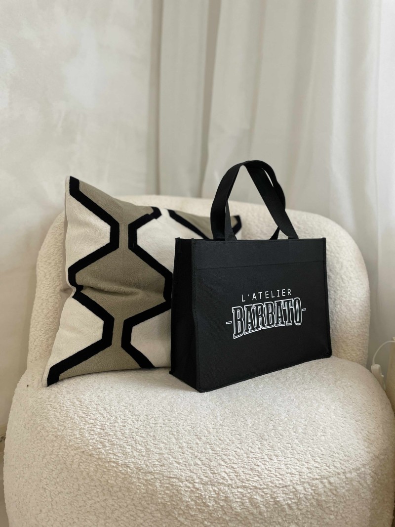 High-quality personalized reusable bags, inexpensive, fast