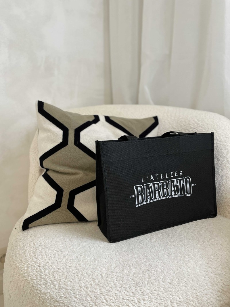 High-quality personalized reusable bags, inexpensive, fast