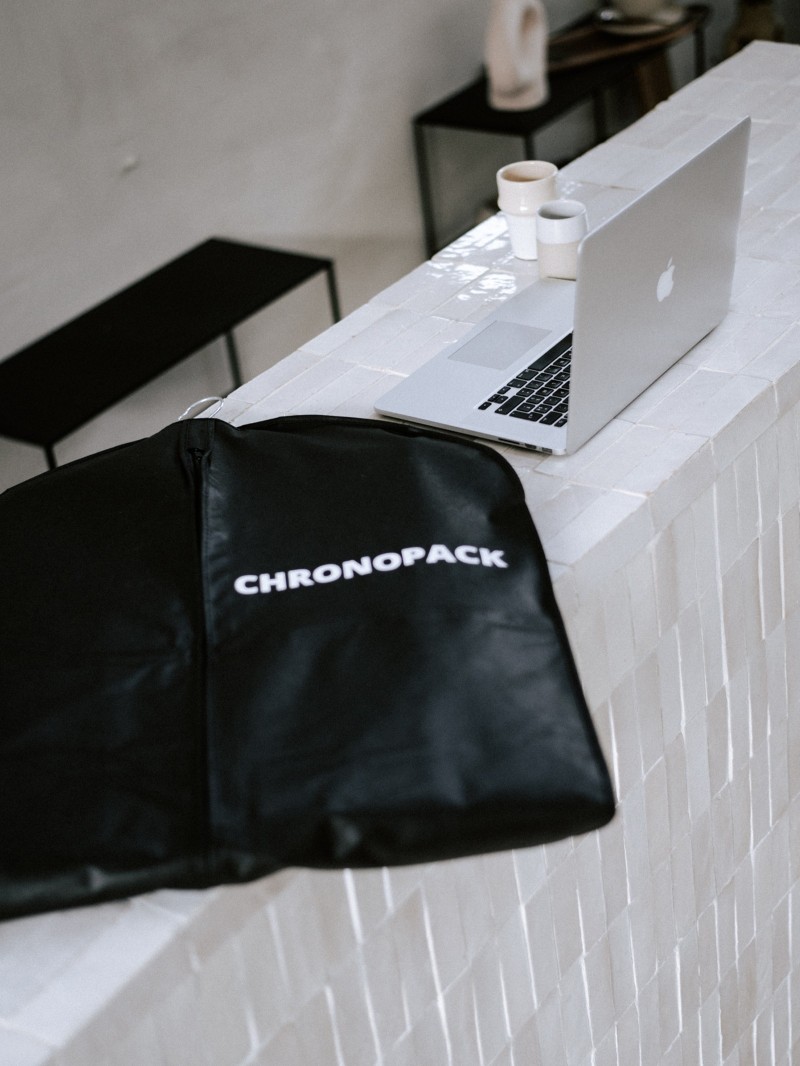 FUNDA PARA ROPA MILAN - NEGRO (65x185 cm)