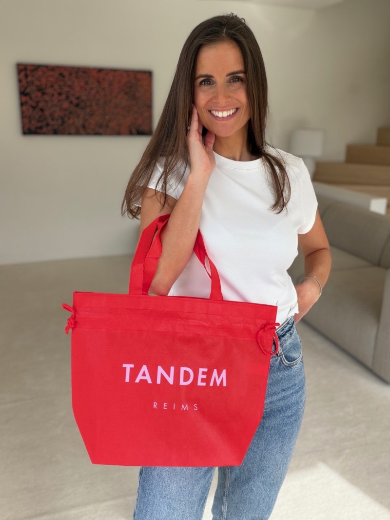 Sac Non Tissé Personnalisé Rouge – Cabas Publicitaire modèle Nice M | Moonpack