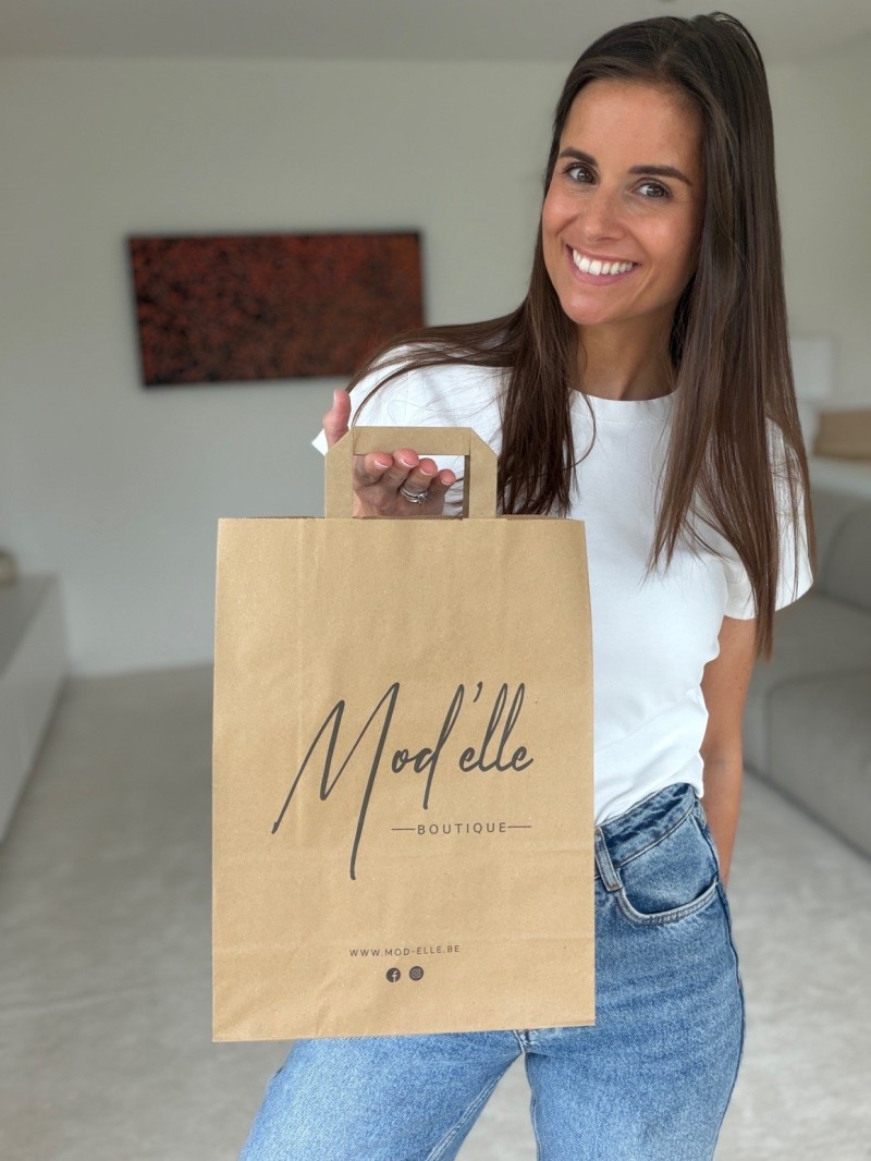 Kraft Bag L Flat Handles – Big Format, Big Branding Potential