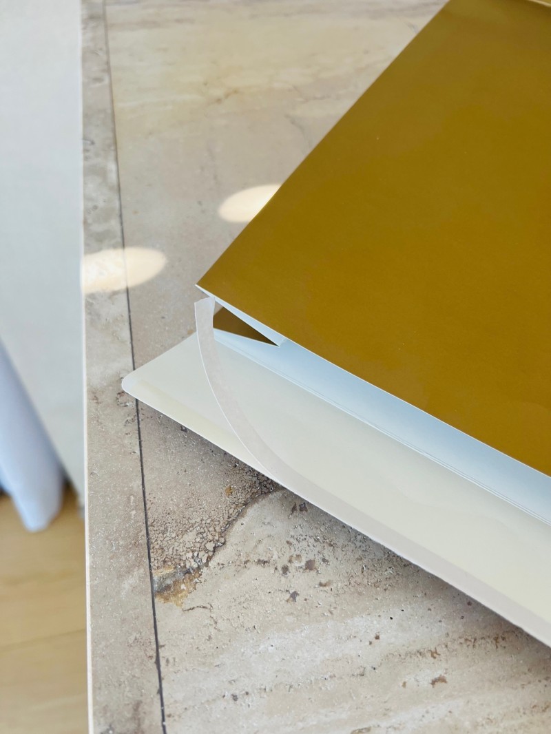 Goldene Geschenktüte – Größe M (22×8×29 cm)
