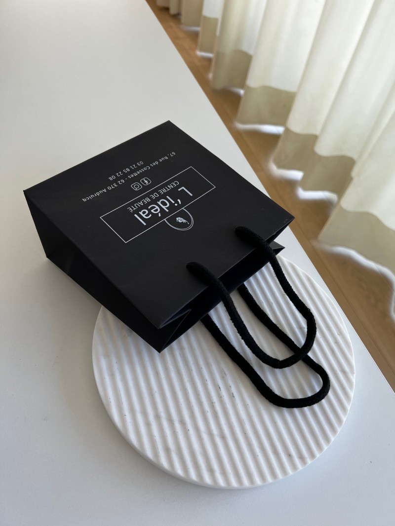 Sac papier Luxe - Poignées cordelette - Noir XS (16x8x16cm)