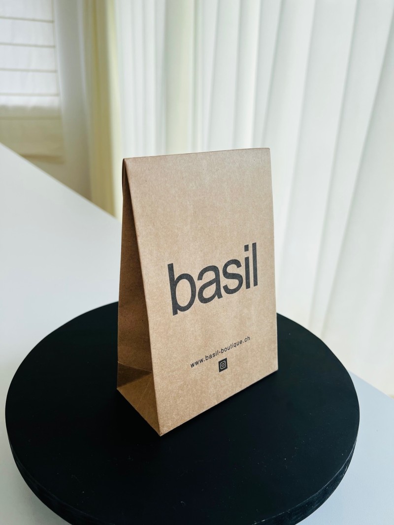 Braune Geschenktüte – Größe S (12×6×18 cm)