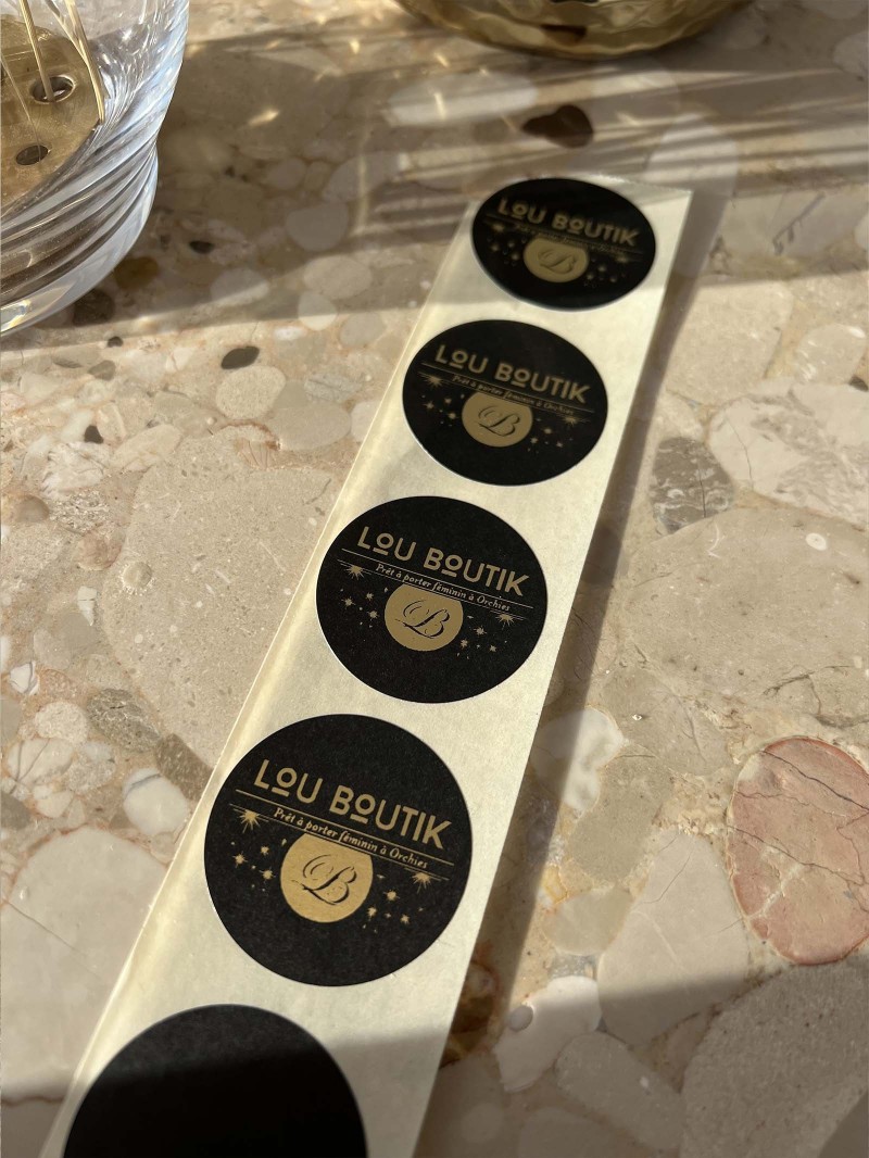 Etiketten Rond 4,4cm - Zwart (logo goud/zilver)