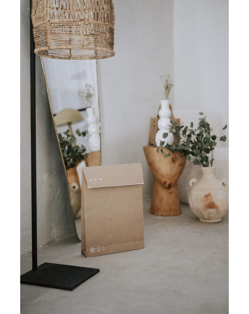 ONSCHEURBARE MAILERBAG - KRAFT M (32X8X43CM)