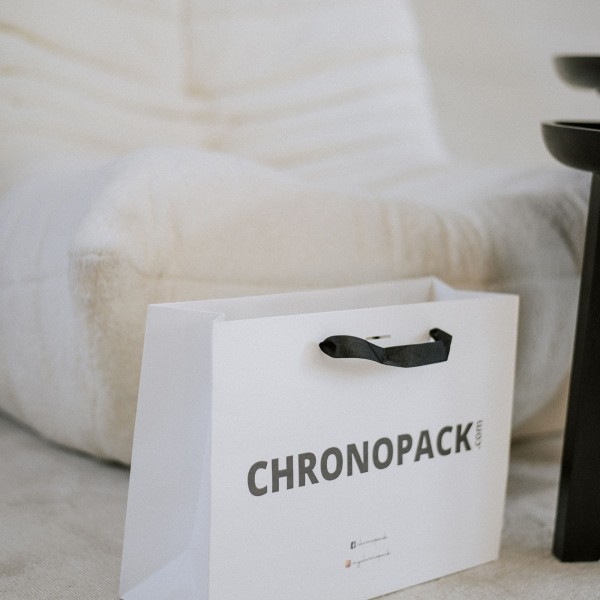 Luxury paper bags - White M - Ribbon handles
