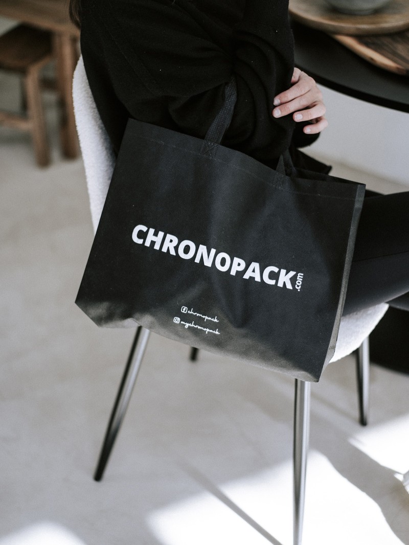 Sac tissu noir personnalisé pas cher et respectueux de l'environnement