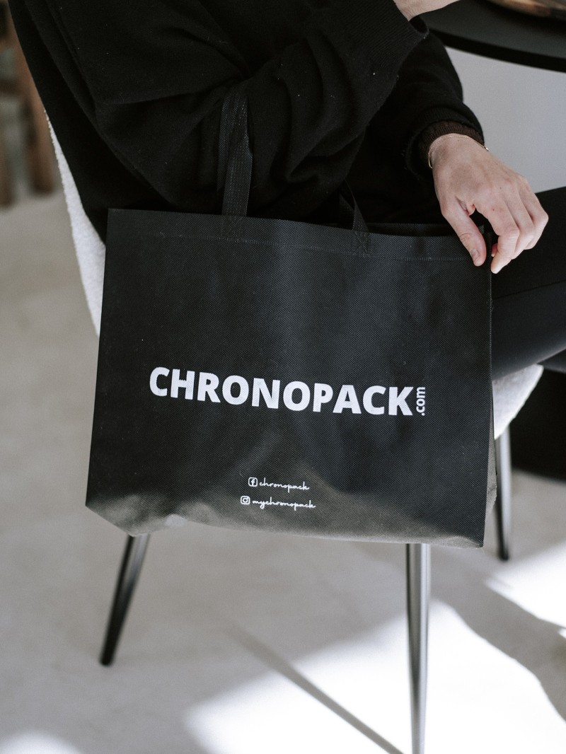 Sac tissu noir personnalisé pas cher et respectueux de l'environnement