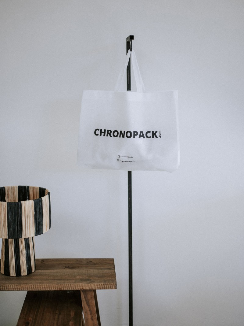 Sac tissu blanc personnalisé pas cher et respectueux de l'environnement