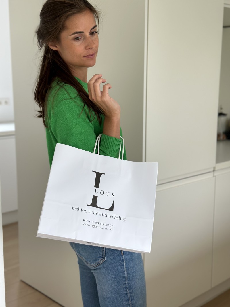 TAS MET GEDRAAID HANDVAT - WIT M HORIZONTAAL (32x9x26,5cm)